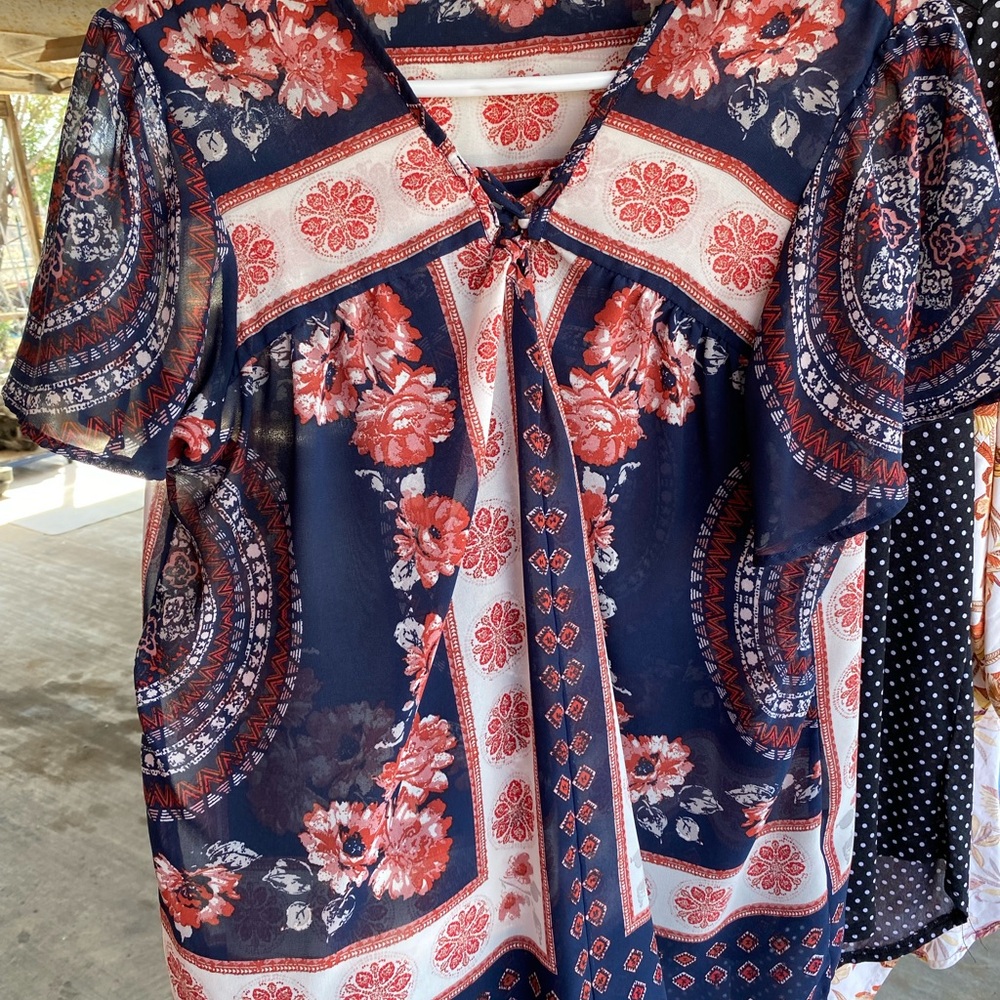 Blue and Pink Graphic Short Sleeve Blouse